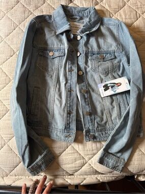 Ci Sono Light Wash Denim Trucker Jacket